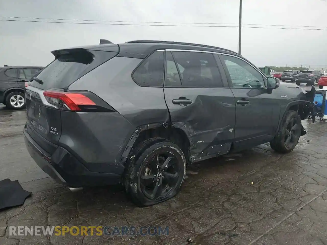 3 Photograph of a damaged car 4T3E6RFVXMU032385 TOYOTA RAV4 2021