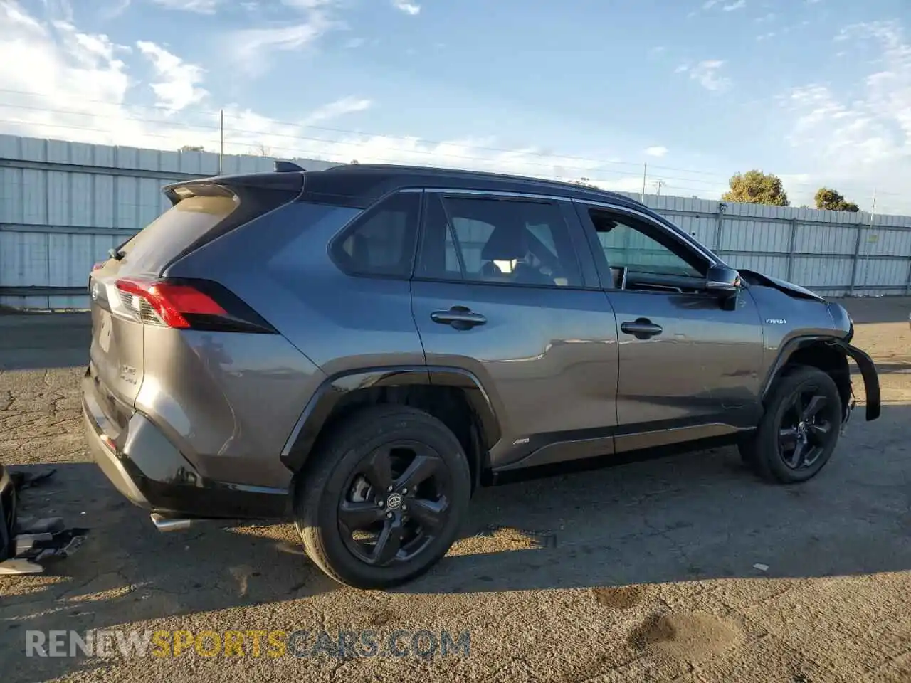 3 Photograph of a damaged car 4T3E6RFVXMU034329 TOYOTA RAV4 2021