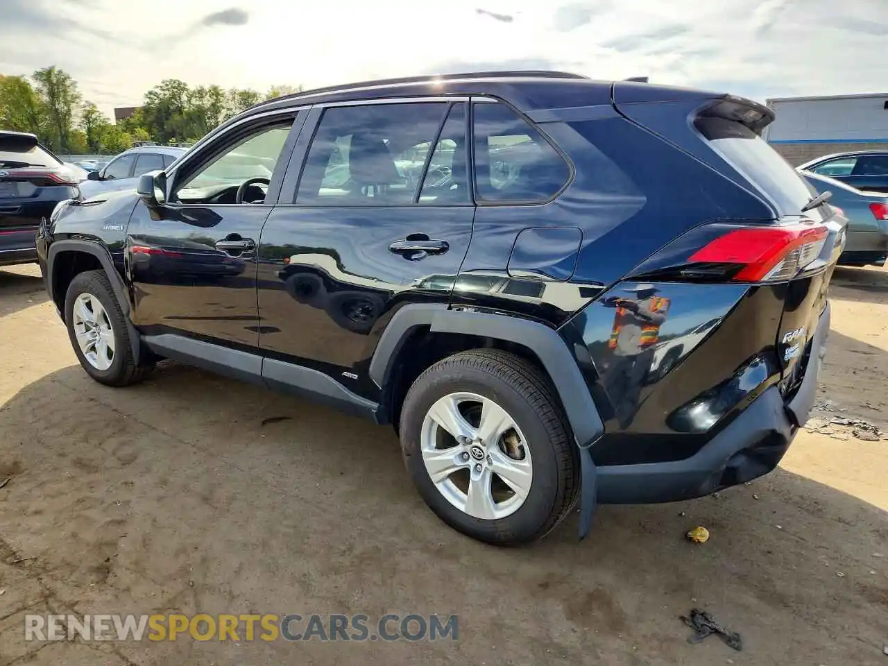 2 Photograph of a damaged car 4T3L6RFV0MU009222 TOYOTA RAV4 2021