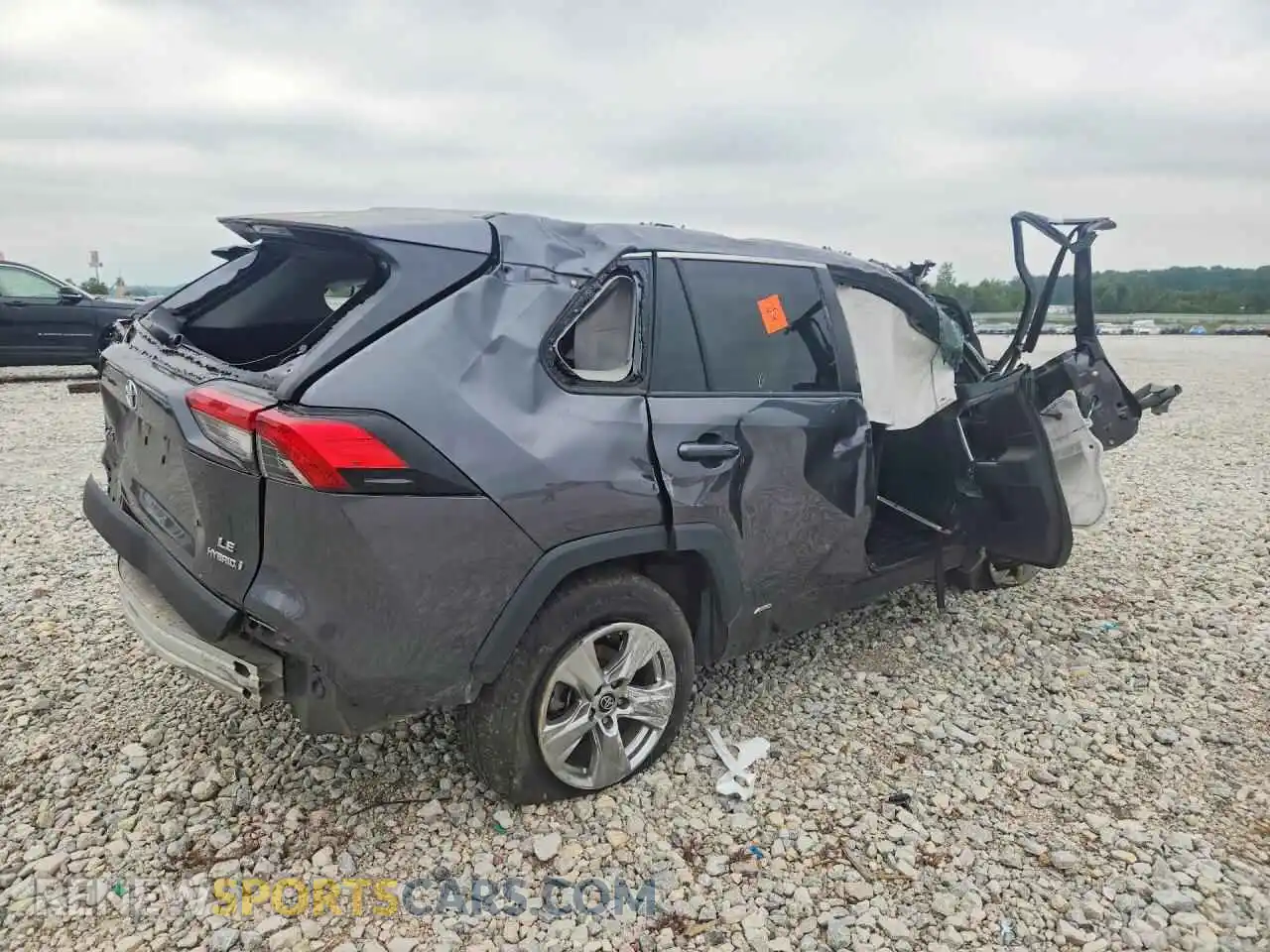 3 Photograph of a damaged car 4T3L6RFV3MU026418 TOYOTA RAV4 2021