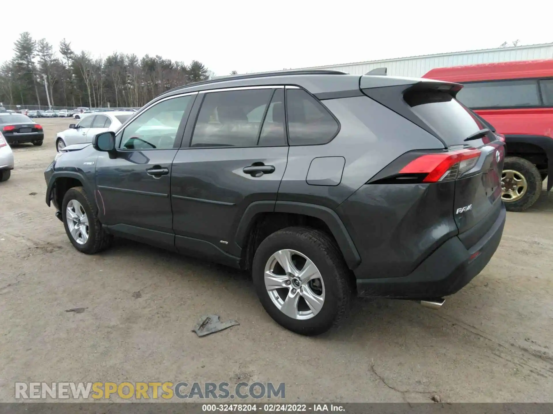 3 Photograph of a damaged car 4T3L6RFV5MU015422 TOYOTA RAV4 2021