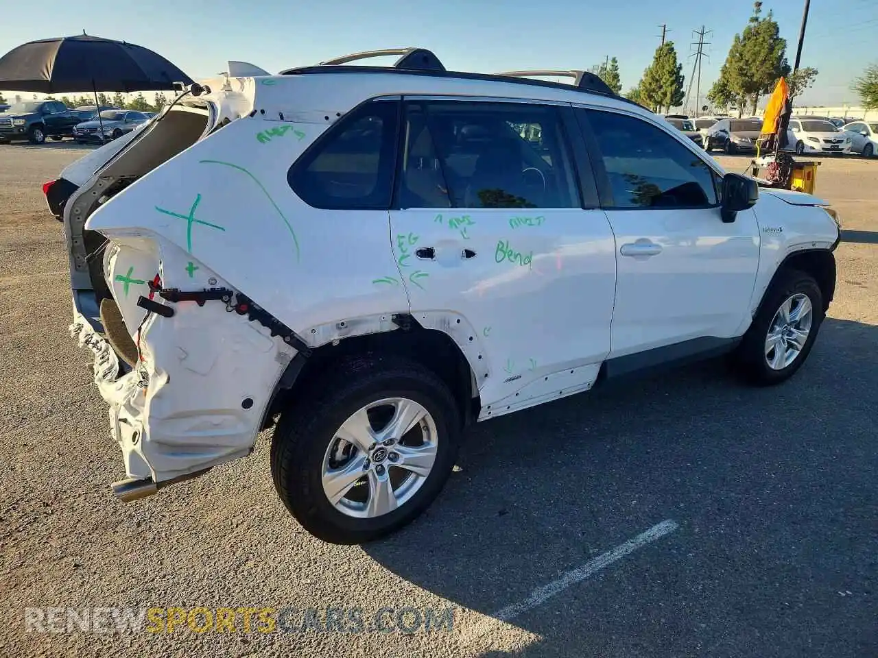 3 Photograph of a damaged car 4T3L6RFV9MU009901 TOYOTA RAV4 2021