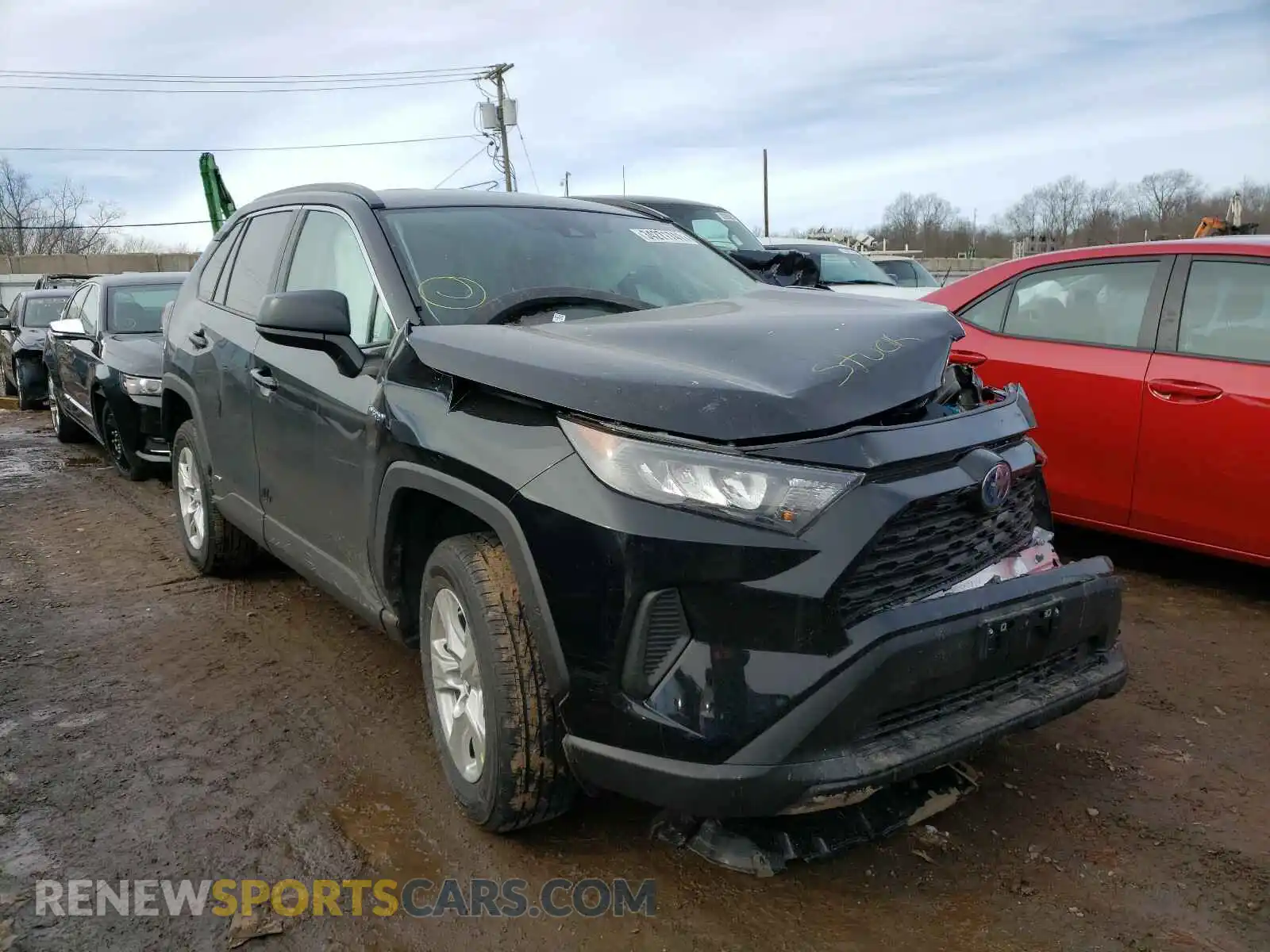1 Photograph of a damaged car 4T3L6RFV9MU016461 TOYOTA RAV4 2021