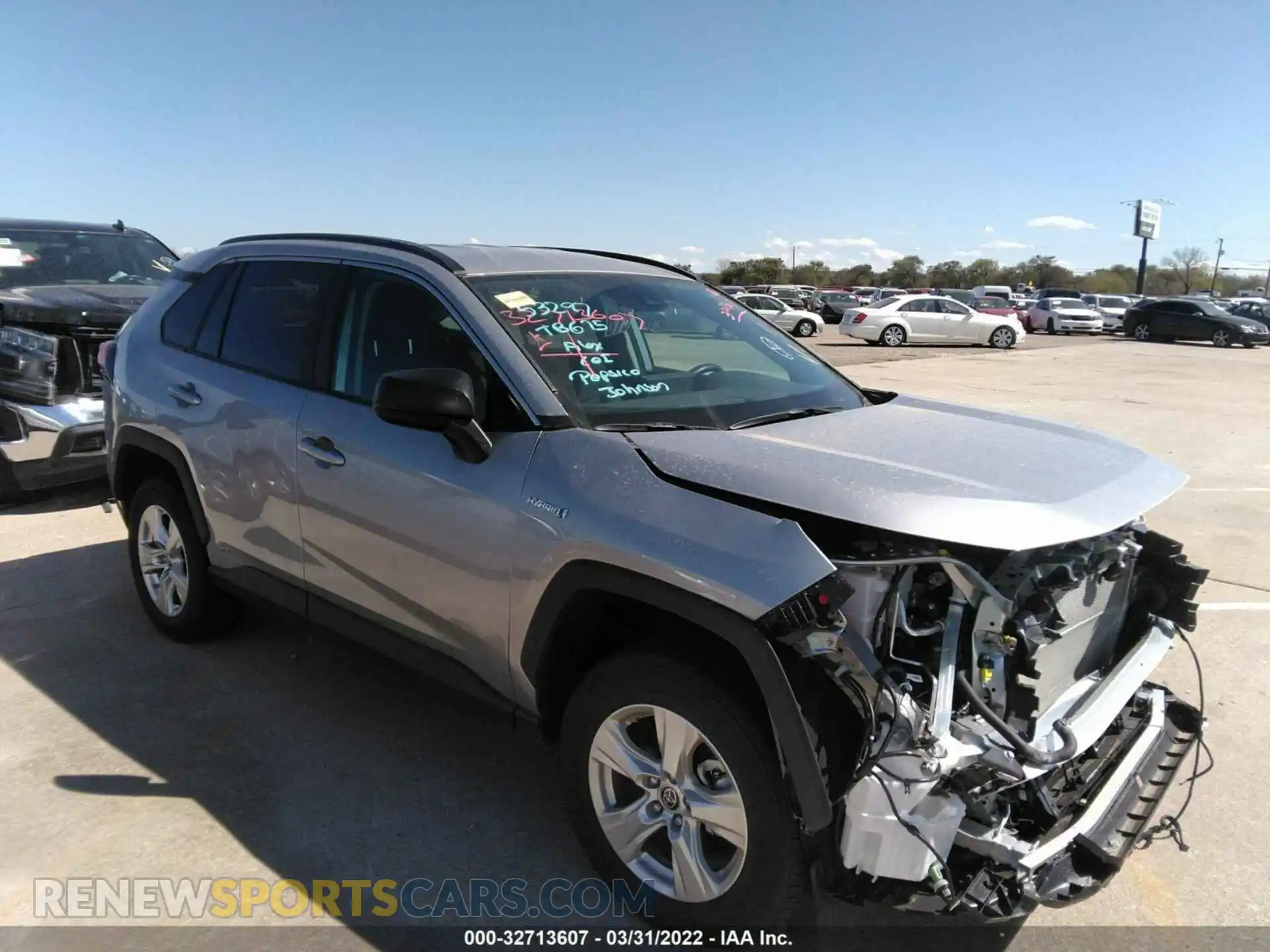1 Photograph of a damaged car 4T3LWRFV0MU037893 TOYOTA RAV4 2021