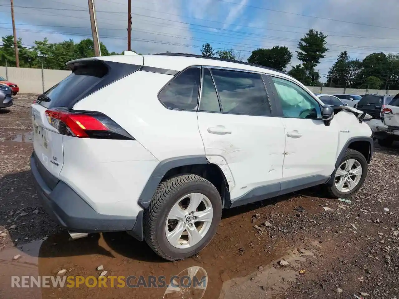 3 Photograph of a damaged car 4T3LWRFV0MU047016 TOYOTA RAV4 2021