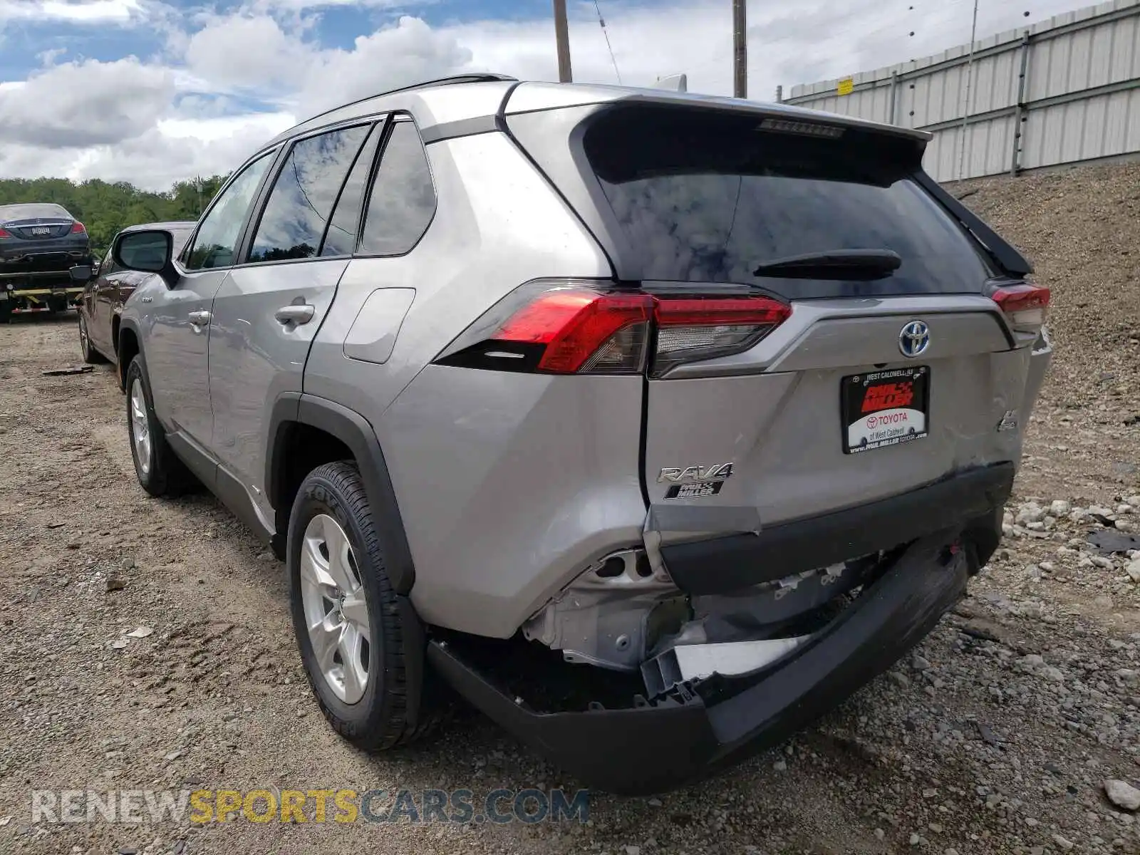 3 Photograph of a damaged car 4T3LWRFV1MU025705 TOYOTA RAV4 2021