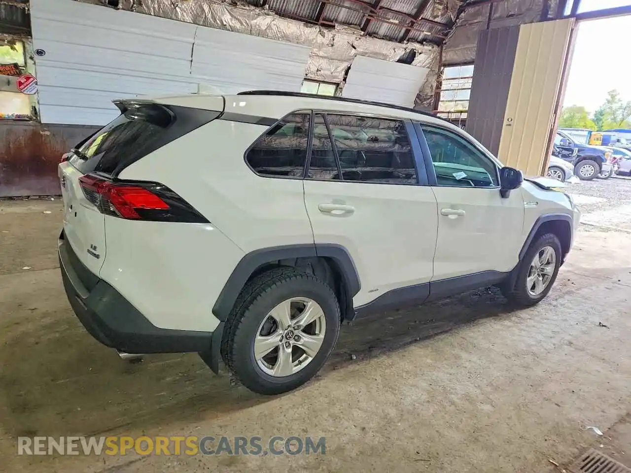 3 Photograph of a damaged car 4T3LWRFV4MU034835 TOYOTA RAV4 2021