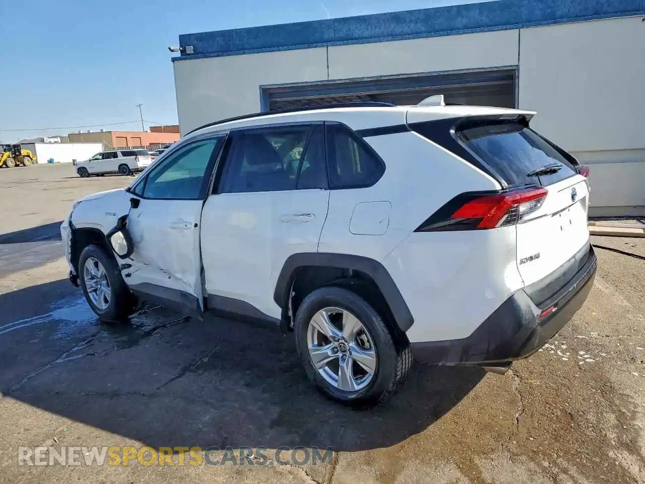 2 Photograph of a damaged car 4T3LWRFV8MU038645 TOYOTA RAV4 2021
