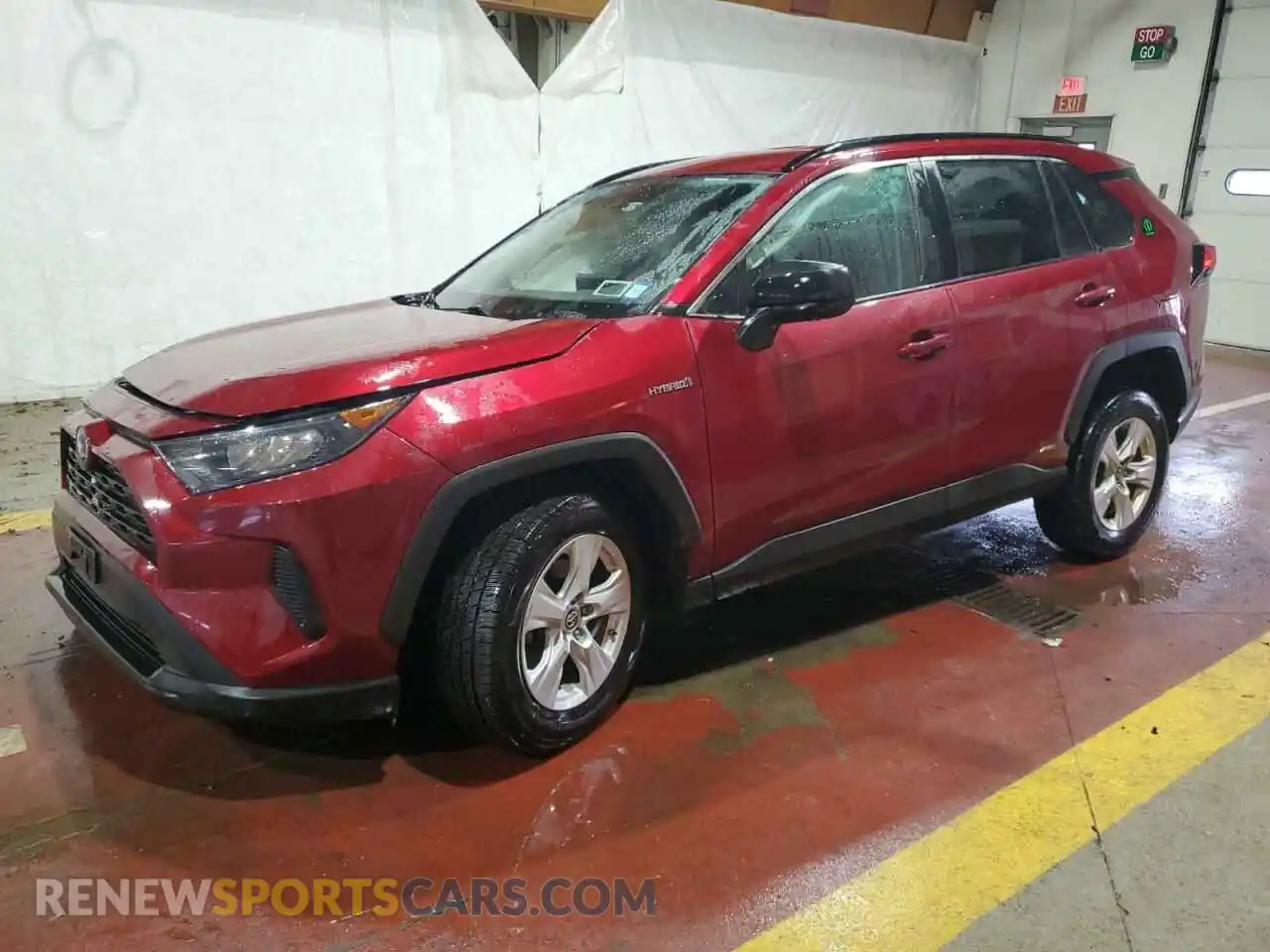 1 Photograph of a damaged car 4T3LWRFV8MU039939 TOYOTA RAV4 2021