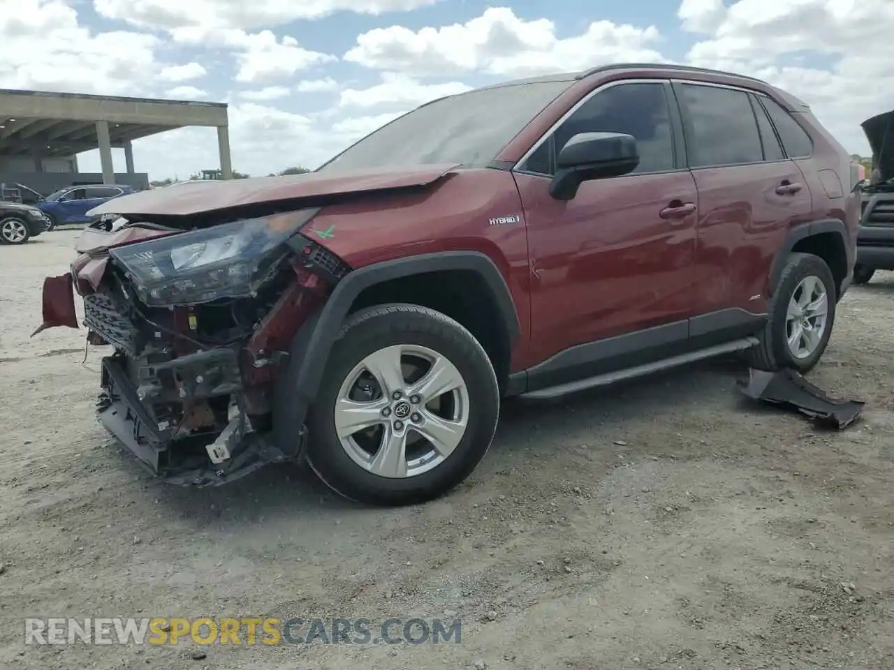 1 Photograph of a damaged car 4T3LWRFV8MU048107 TOYOTA RAV4 2021