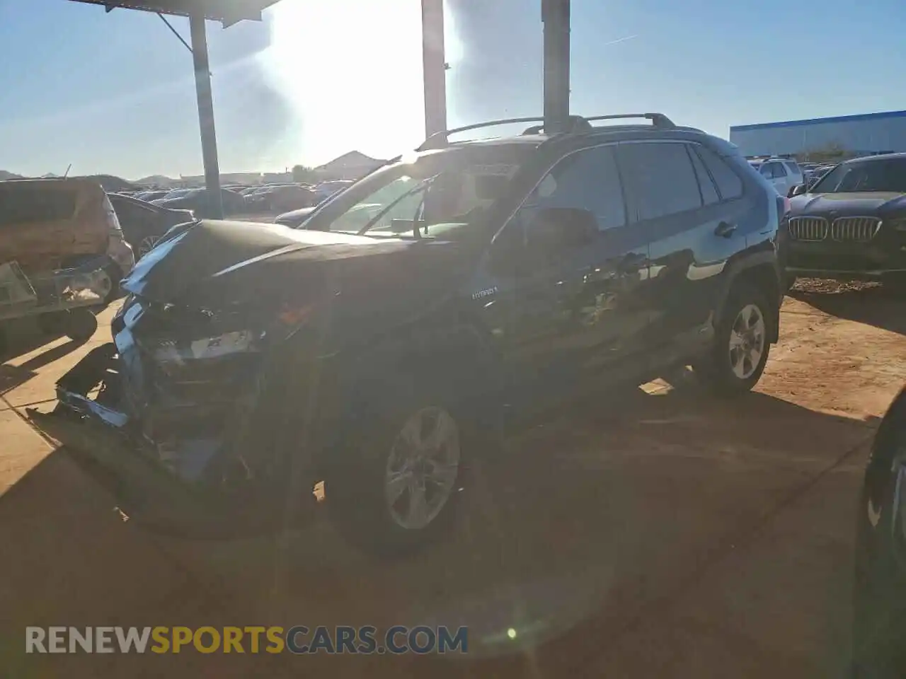 1 Photograph of a damaged car 4T3LWRFV9MU020011 TOYOTA RAV4 2021