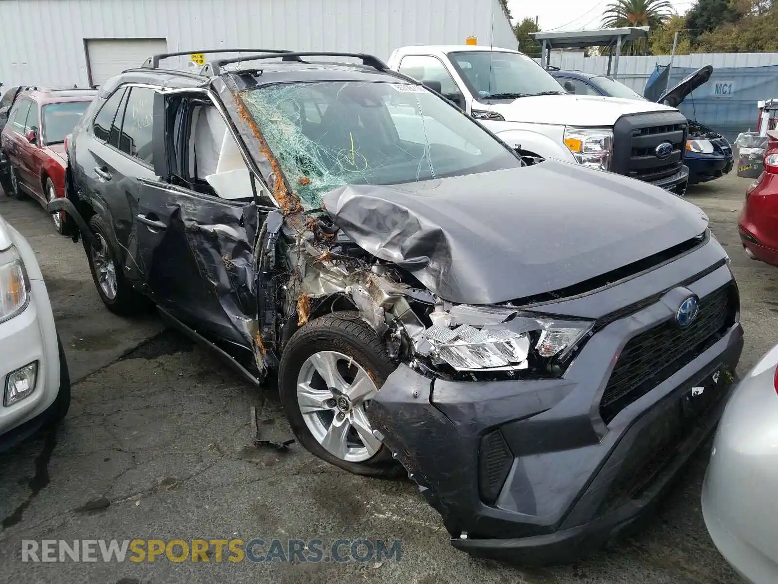 1 Photograph of a damaged car 4T3M6RFVXMU008325 TOYOTA RAV4 2021