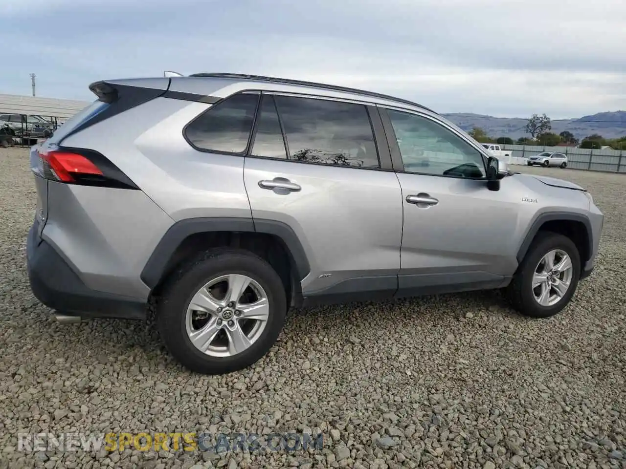 3 Photograph of a damaged car 4T3MWRFV0MU025893 TOYOTA RAV4 2021