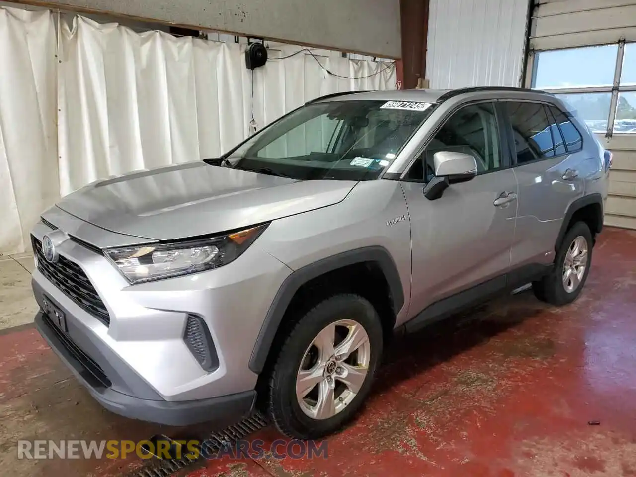 1 Photograph of a damaged car 4T3MWRFV0MU028082 TOYOTA RAV4 2021