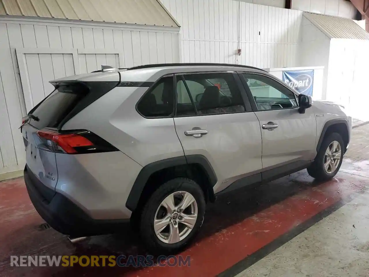3 Photograph of a damaged car 4T3MWRFV0MU028082 TOYOTA RAV4 2021