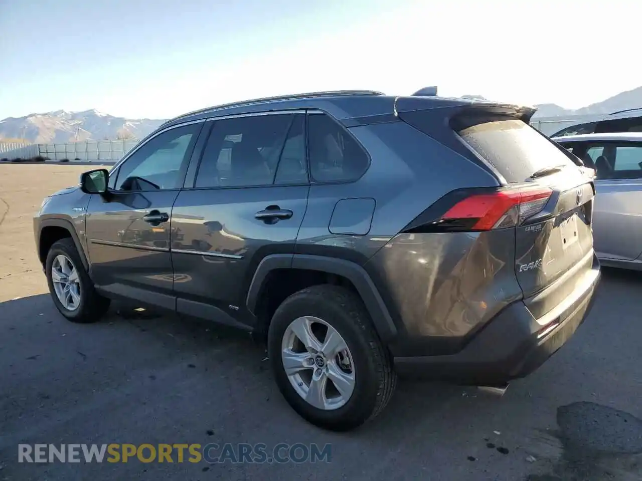 2 Photograph of a damaged car 4T3MWRFV2MU020646 TOYOTA RAV4 2021