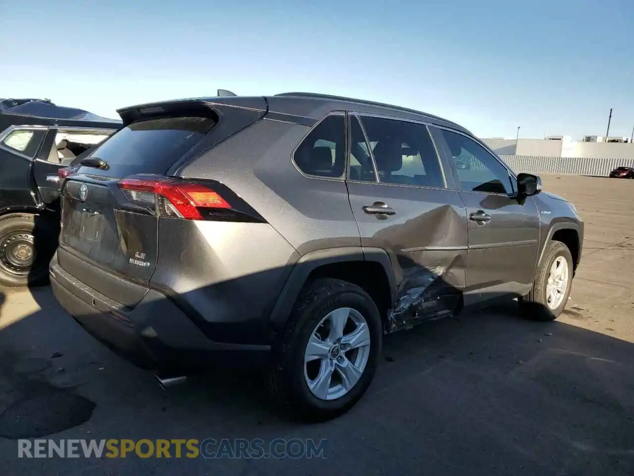 3 Photograph of a damaged car 4T3MWRFV2MU020646 TOYOTA RAV4 2021