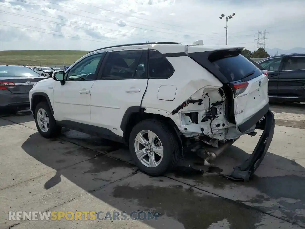 2 Photograph of a damaged car 4T3MWRFV2MU048172 TOYOTA RAV4 2021
