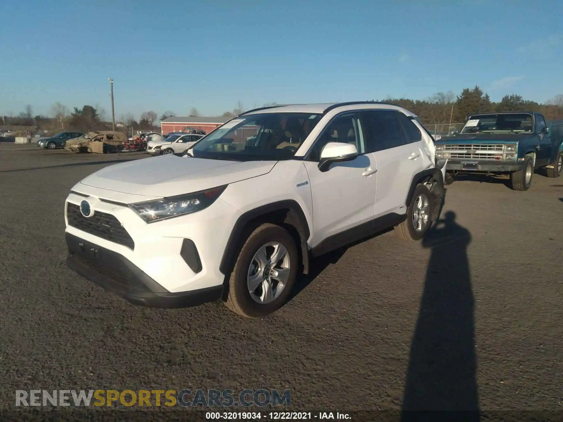 2 Photograph of a damaged car 4T3MWRFV4MU031907 TOYOTA RAV4 2021