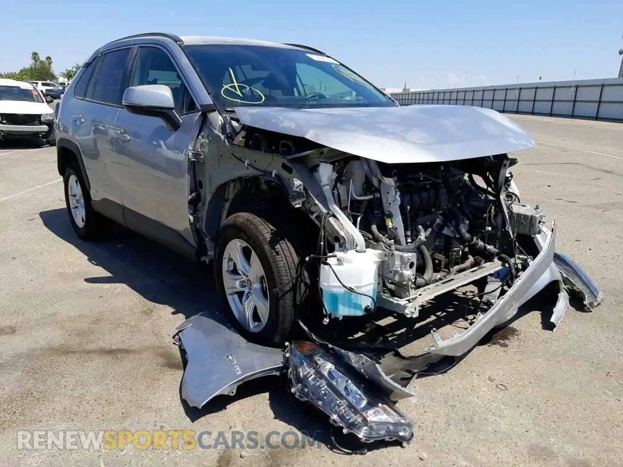 1 Photograph of a damaged car 4T3MWRFV6MU048210 TOYOTA RAV4 2021