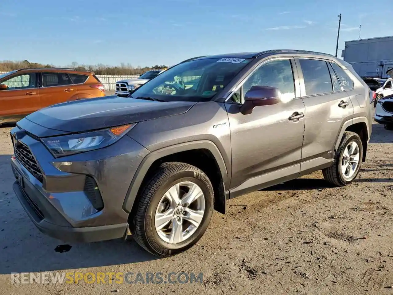 1 Photograph of a damaged car 4T3MWRFV7MU016320 TOYOTA RAV4 2021