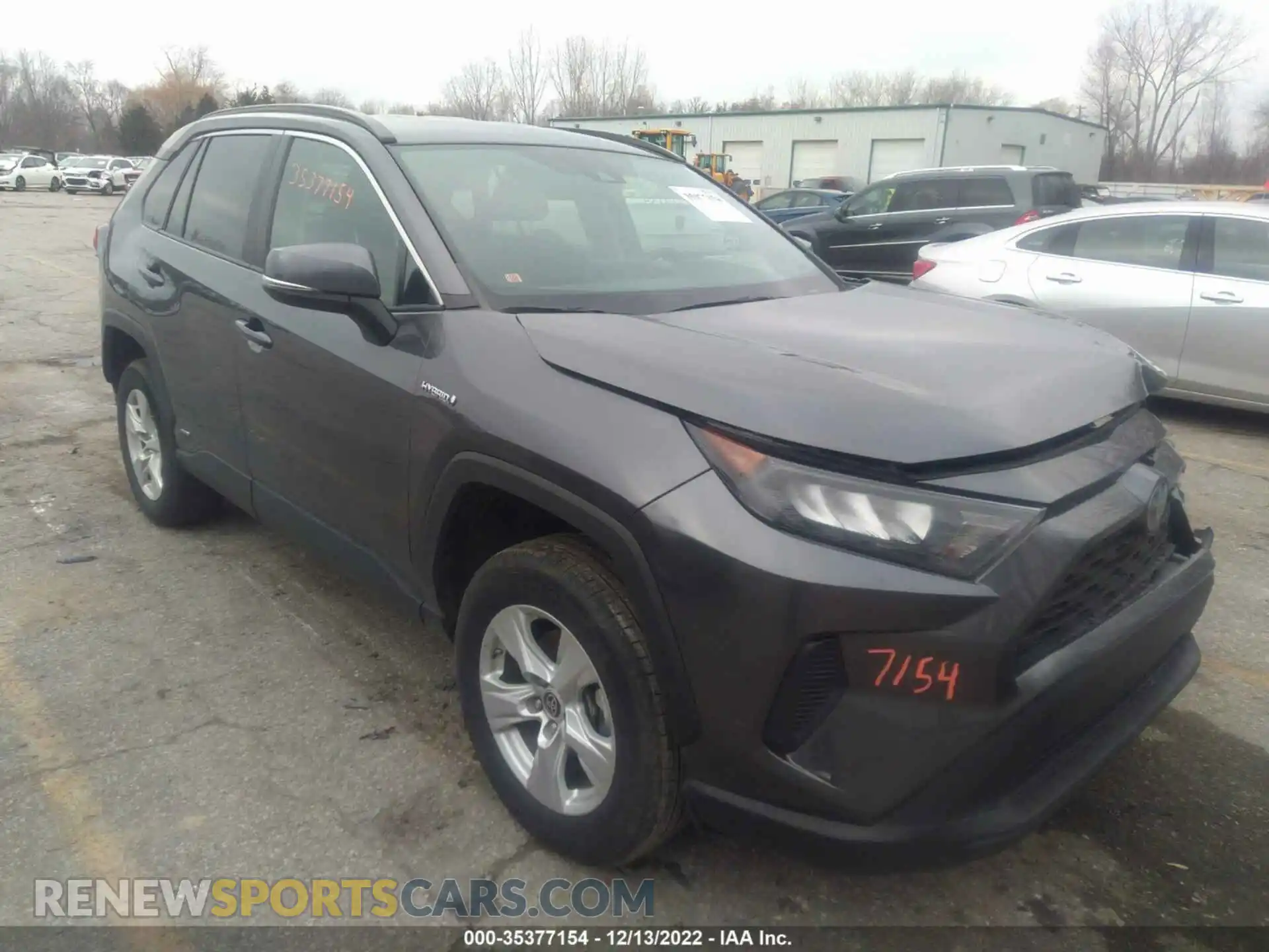 1 Photograph of a damaged car 4T3MWRFV8MU019260 TOYOTA RAV4 2021