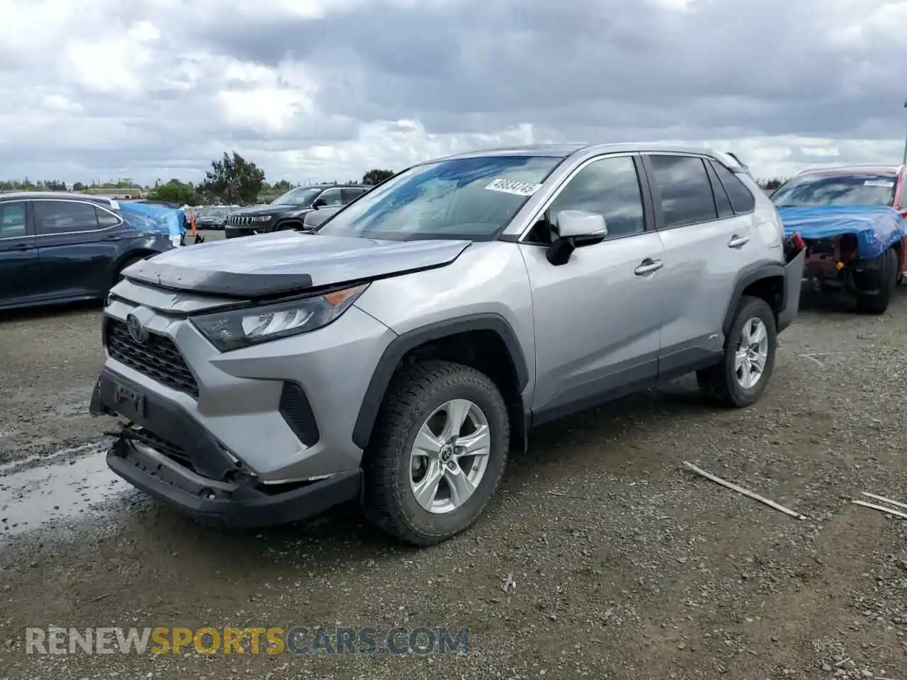 1 Photograph of a damaged car 4T3MWRFV8MU020439 TOYOTA RAV4 2021