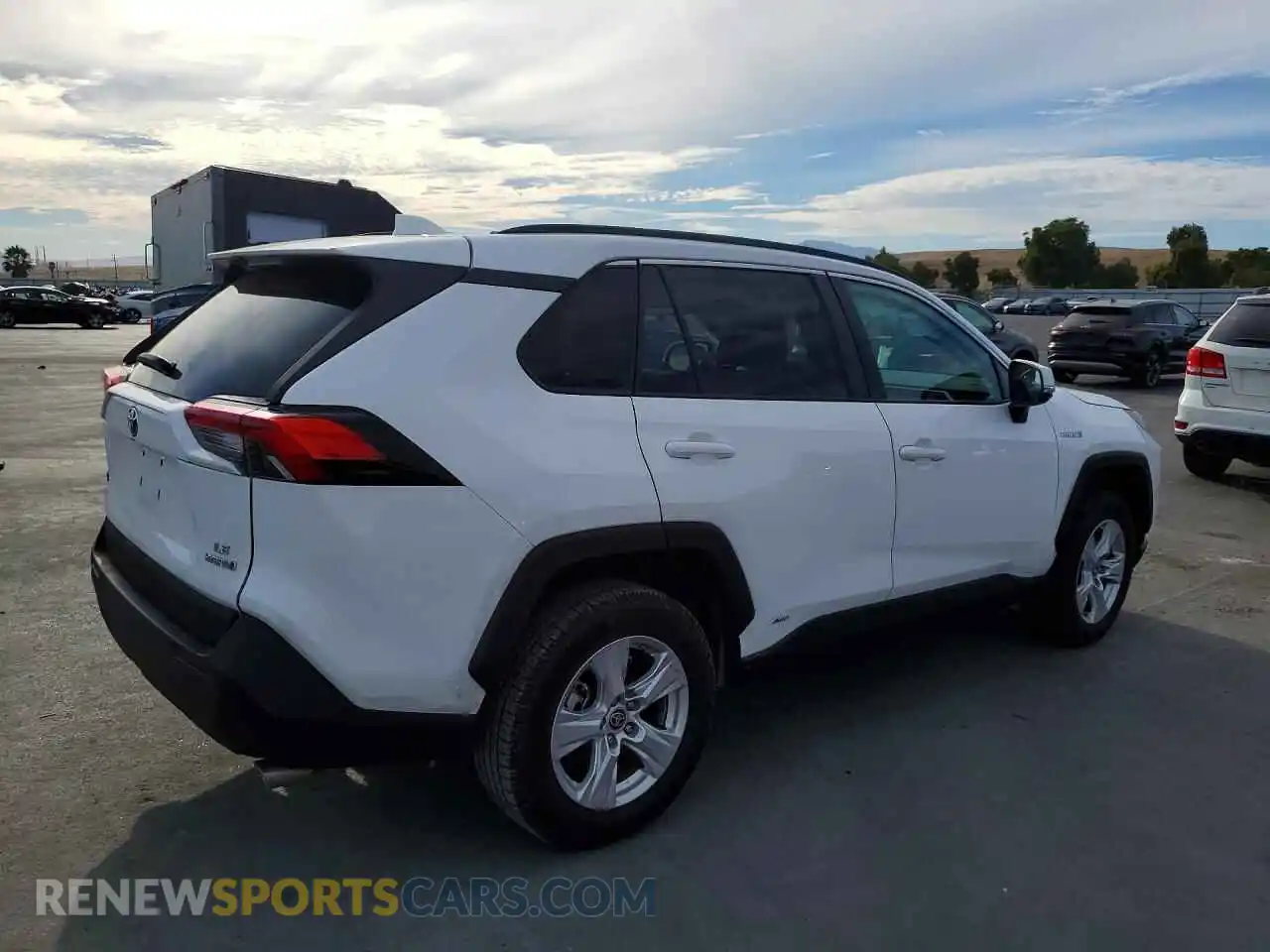 3 Photograph of a damaged car 4T3MWRFVXMU045441 TOYOTA RAV4 2021