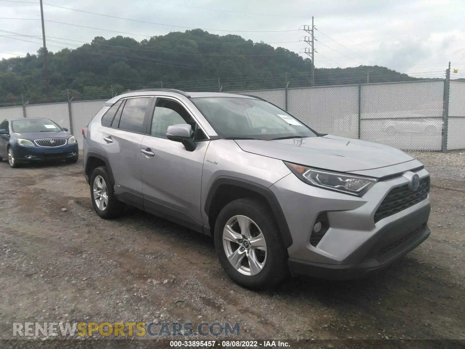 1 Photograph of a damaged car 4T3R6RFV0MU015399 TOYOTA RAV4 2021