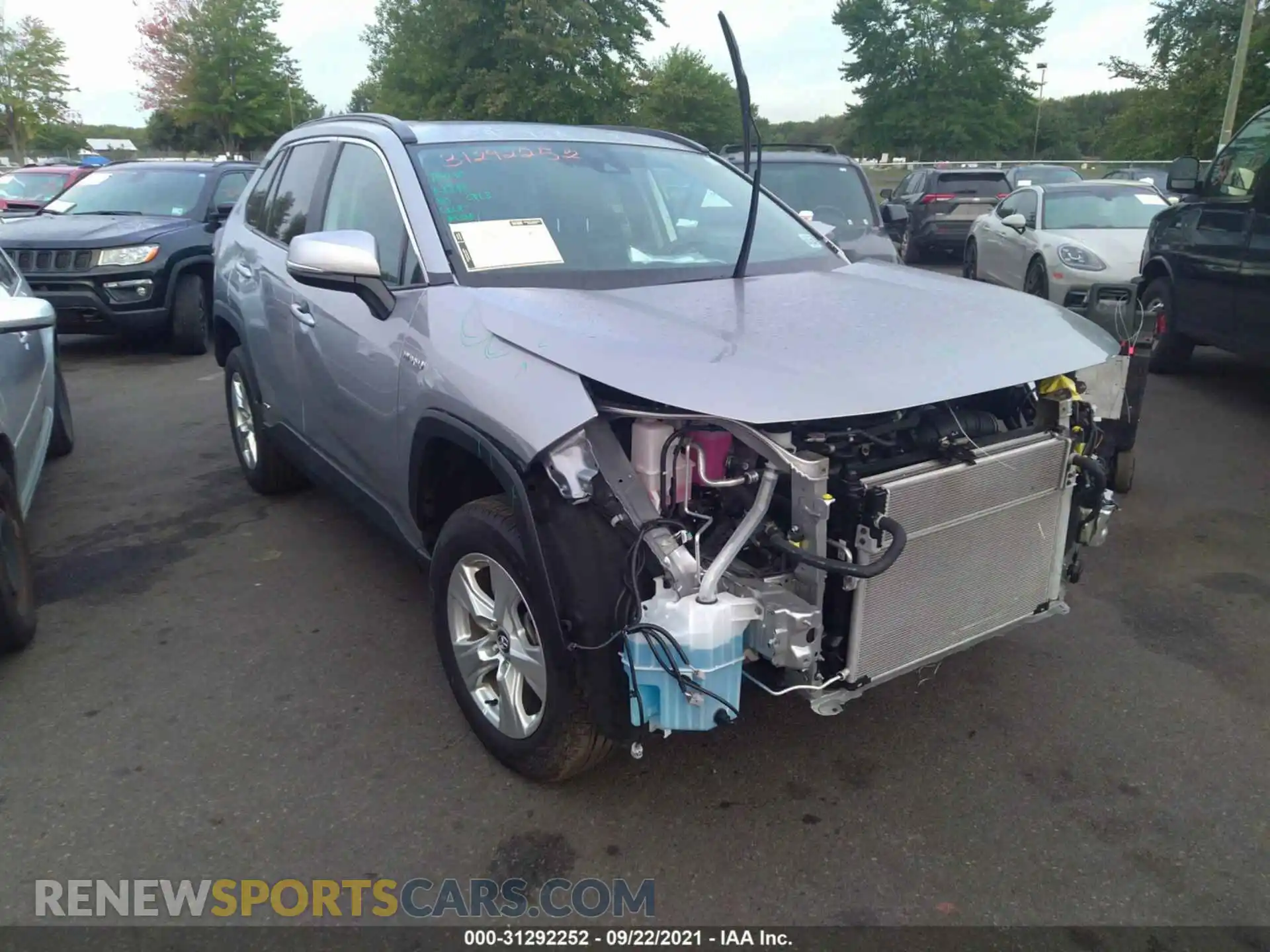 1 Photograph of a damaged car 4T3R6RFV0MU017363 TOYOTA RAV4 2021