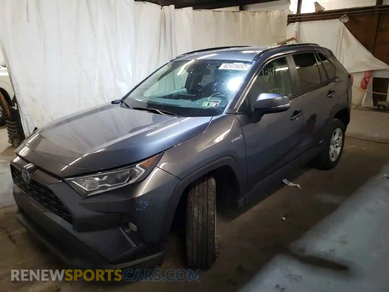 2 Photograph of a damaged car 4T3R6RFV0MU019890 TOYOTA RAV4 2021