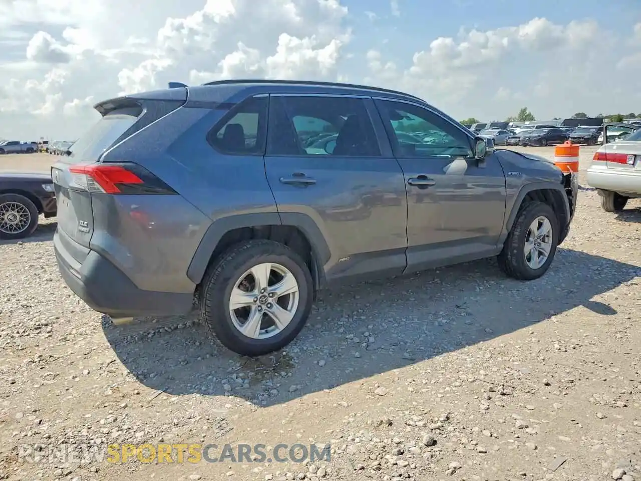 3 Фотография поврежденного автомобиля 4T3R6RFV1MU009255 TOYOTA RAV4 2021