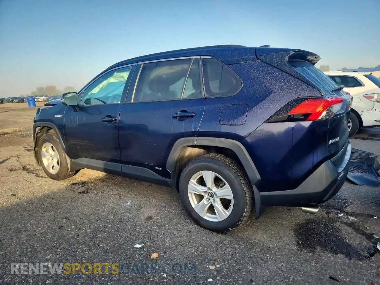 2 Photograph of a damaged car 4T3R6RFV2MU023729 TOYOTA RAV4 2021