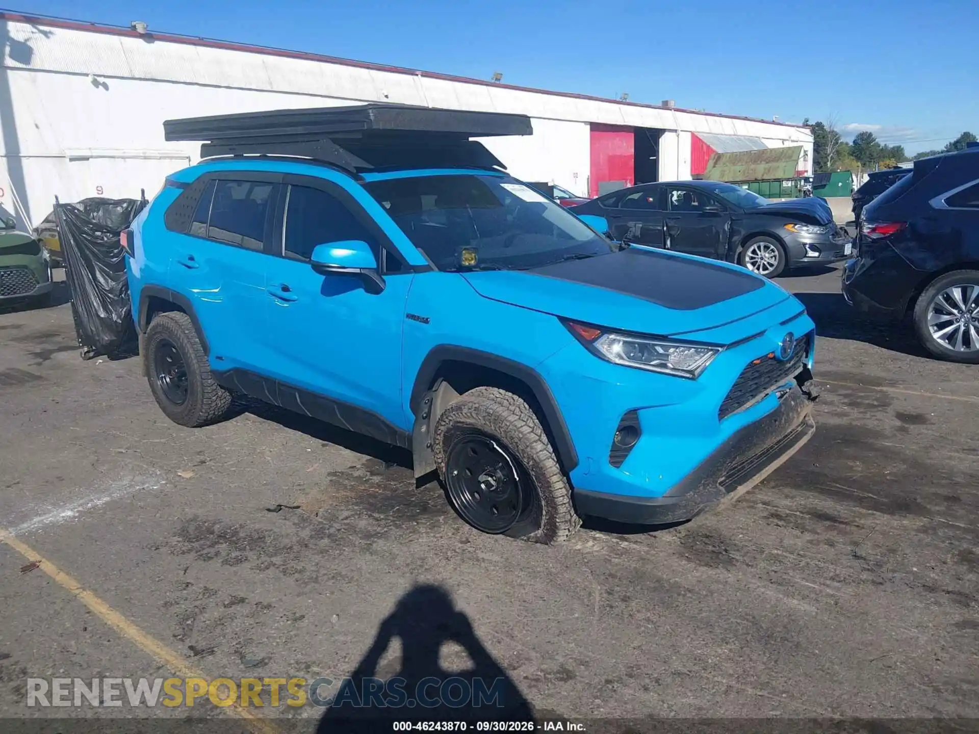 1 Photograph of a damaged car 4T3R6RFV3MU017759 TOYOTA RAV4 2021