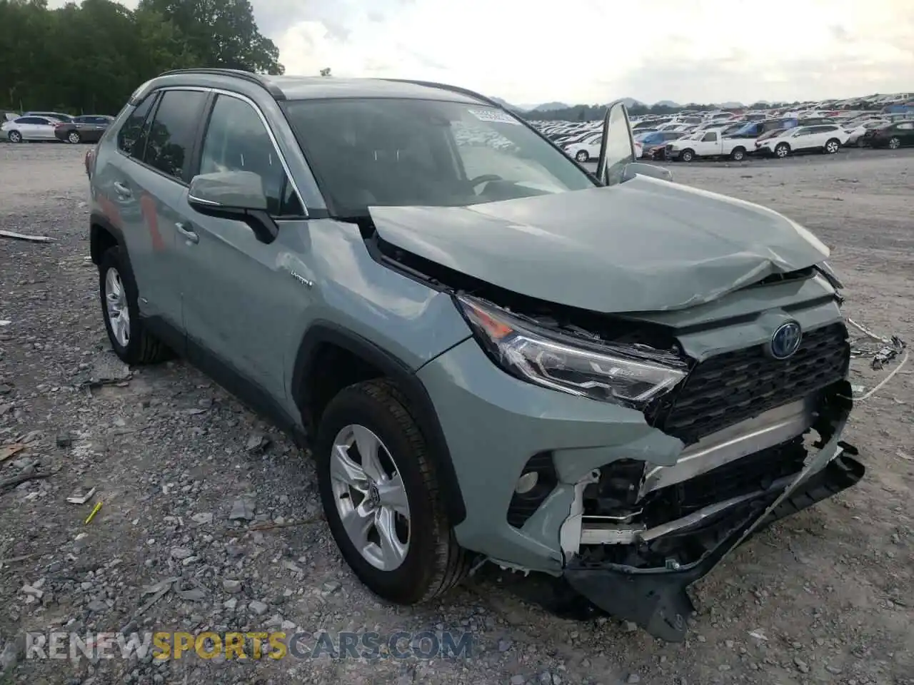 1 Photograph of a damaged car 4T3R6RFV3MU031337 TOYOTA RAV4 2021