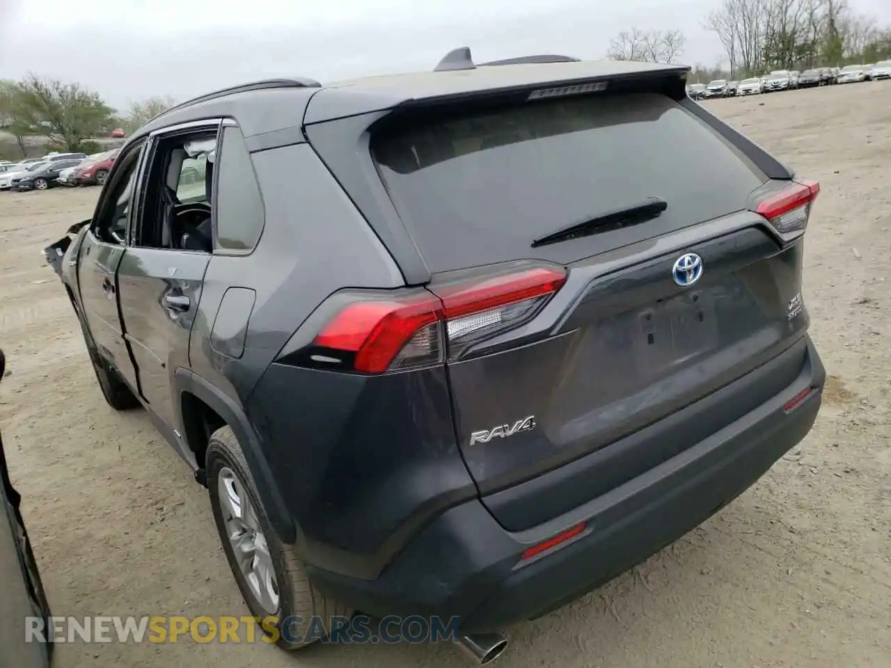 3 Photograph of a damaged car 4T3R6RFV5MU012921 TOYOTA RAV4 2021