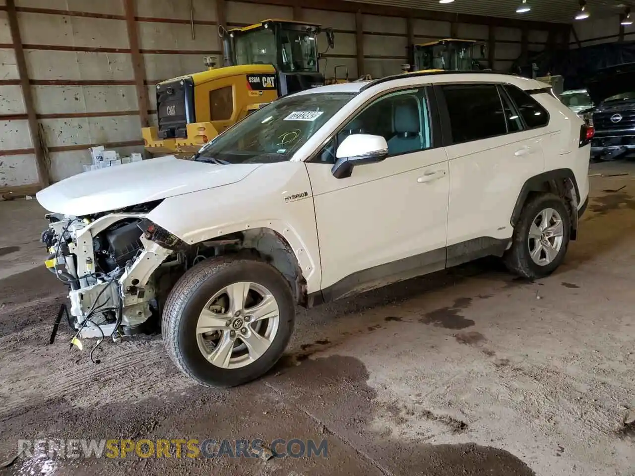1 Photograph of a damaged car 4T3R6RFV8MU009365 TOYOTA RAV4 2021