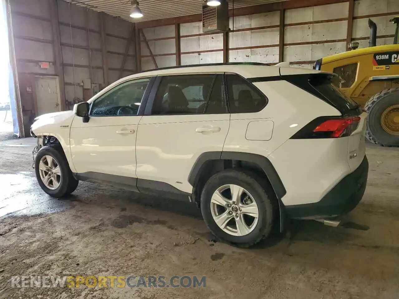 2 Photograph of a damaged car 4T3R6RFV8MU009365 TOYOTA RAV4 2021