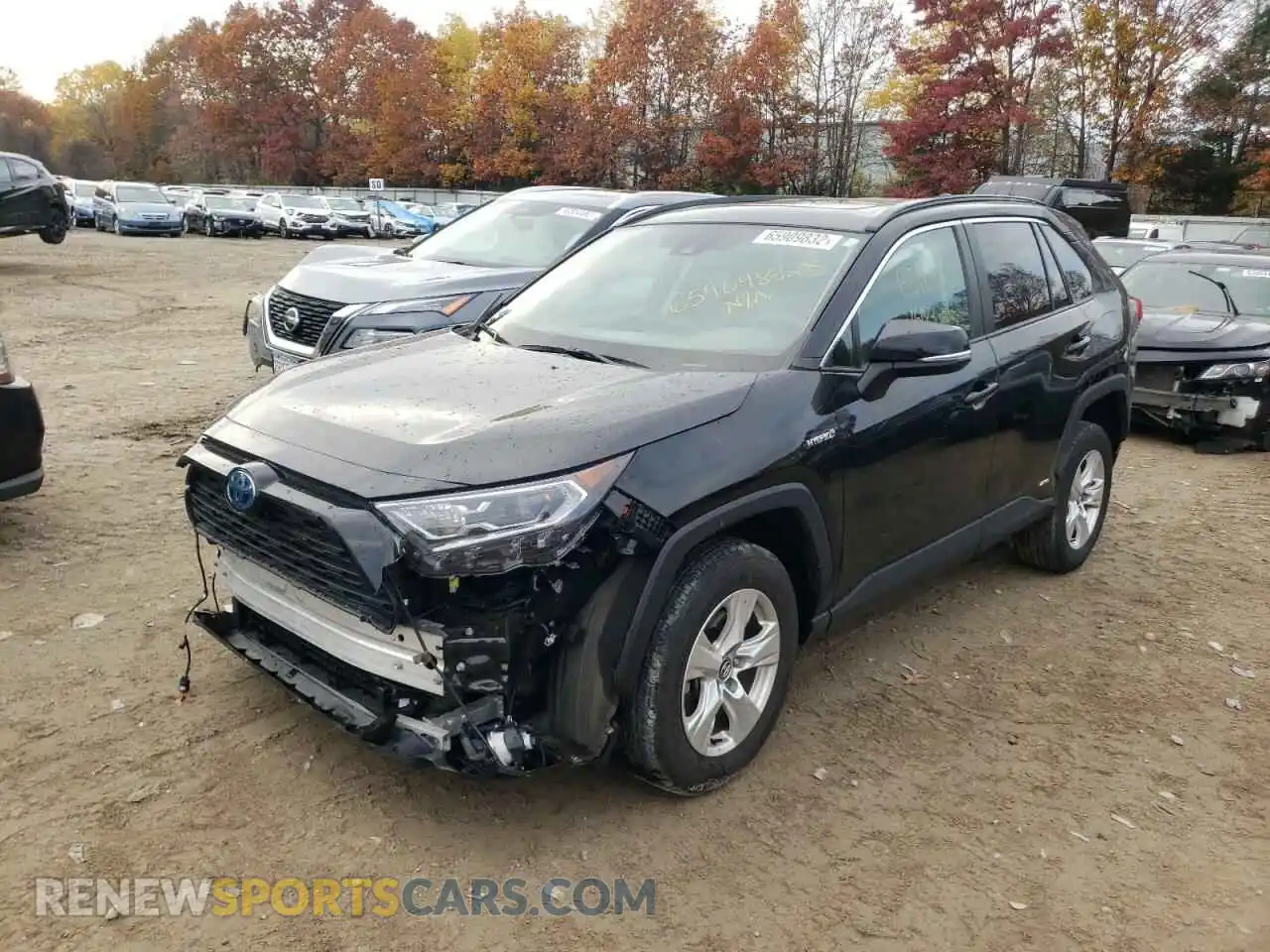 2 Photograph of a damaged car 4T3R6RFV8MU013111 TOYOTA RAV4 2021