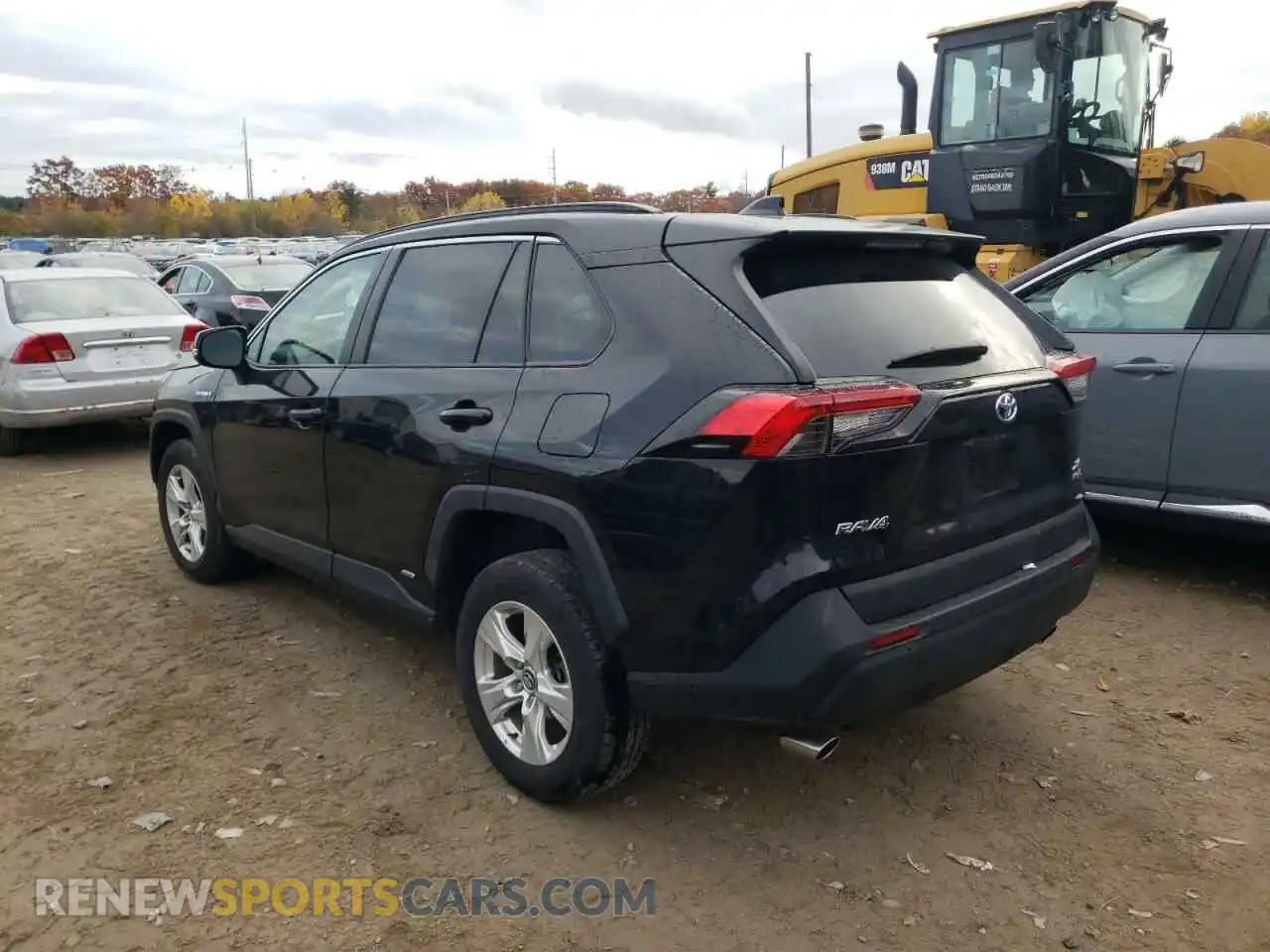 3 Photograph of a damaged car 4T3R6RFV8MU013111 TOYOTA RAV4 2021