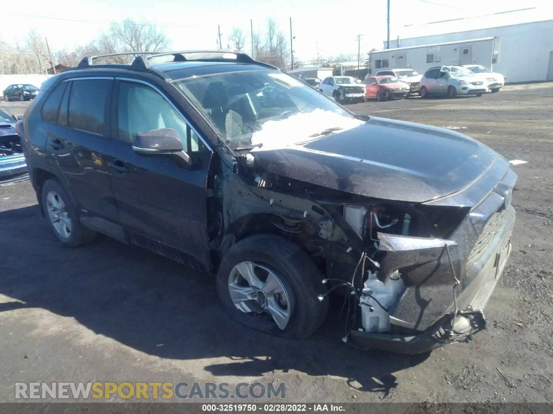 1 Photograph of a damaged car 4T3R6RFVXMU014227 TOYOTA RAV4 2021