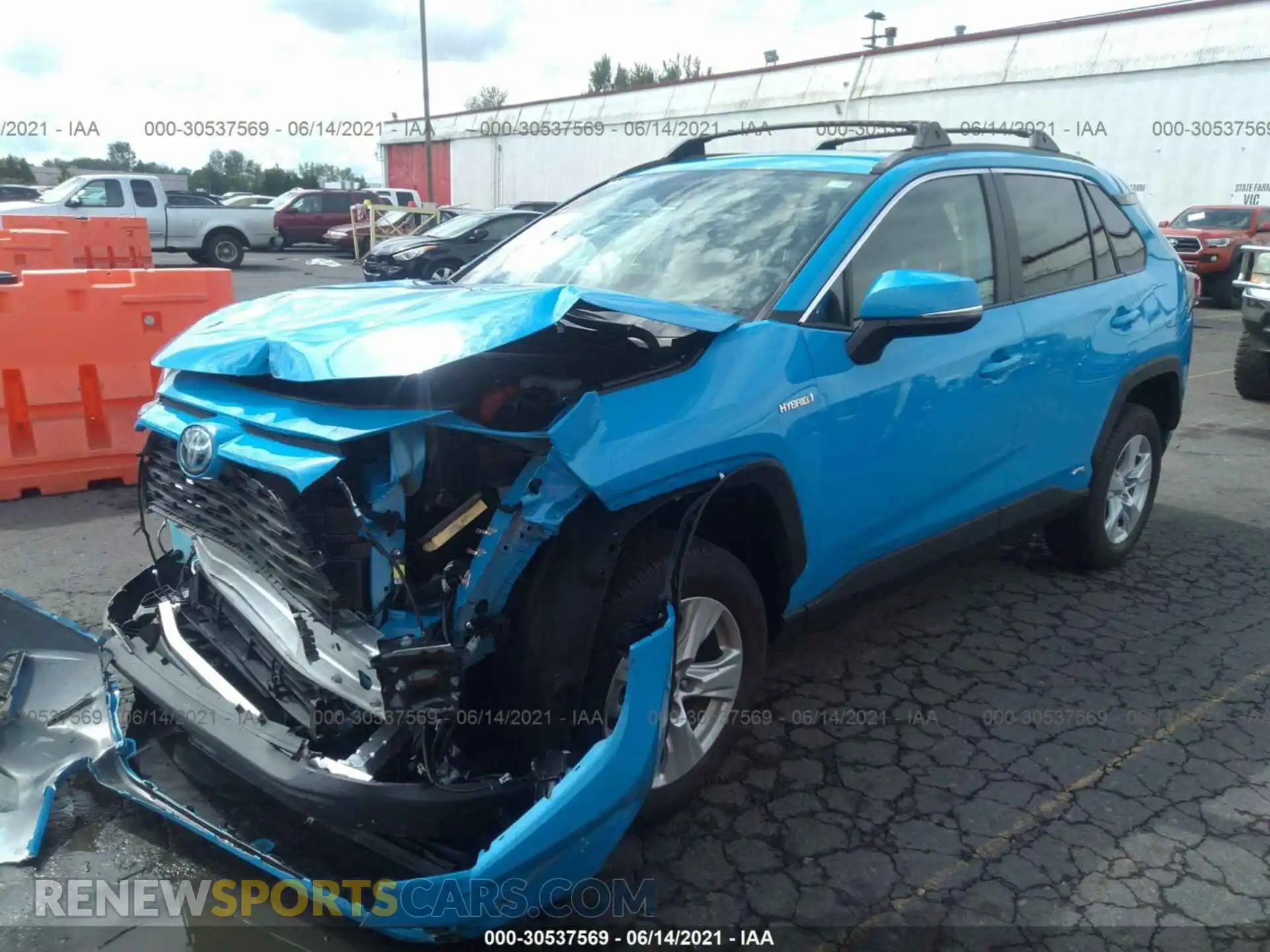 2 Photograph of a damaged car 4T3R6RFVXMU028077 TOYOTA RAV4 2021
