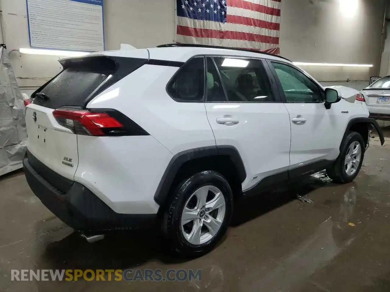 3 Photograph of a damaged car 4T3RWRFV0MU028086 TOYOTA RAV4 2021