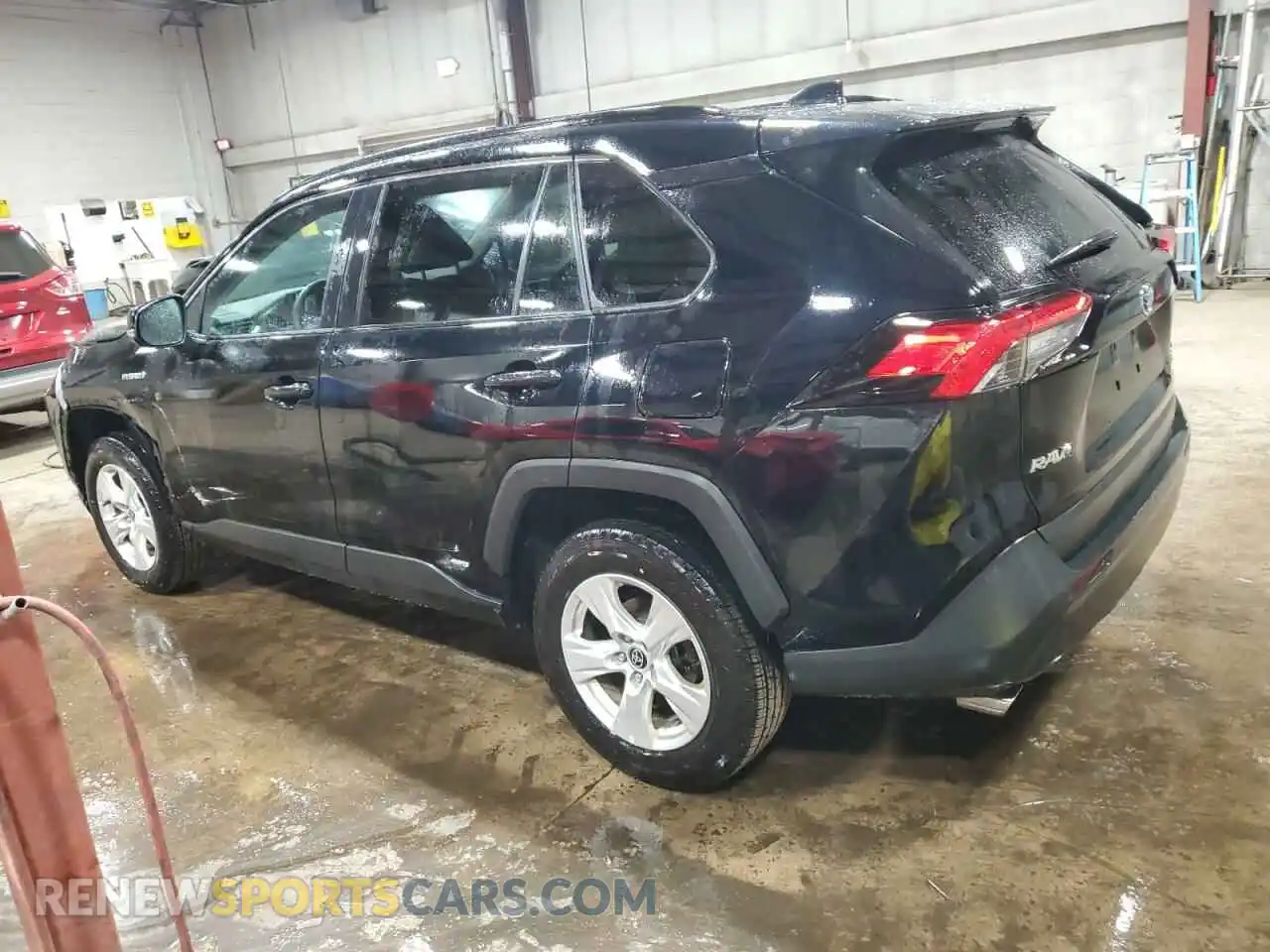 2 Photograph of a damaged car 4T3RWRFV1MU016402 TOYOTA RAV4 2021