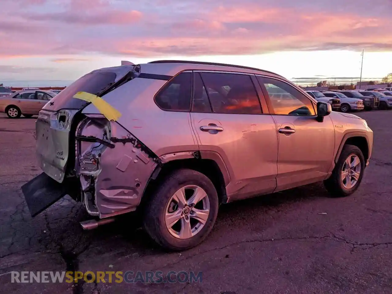 3 Фотография поврежденного автомобиля 4T3RWRFV1MU032762 TOYOTA RAV4 2021