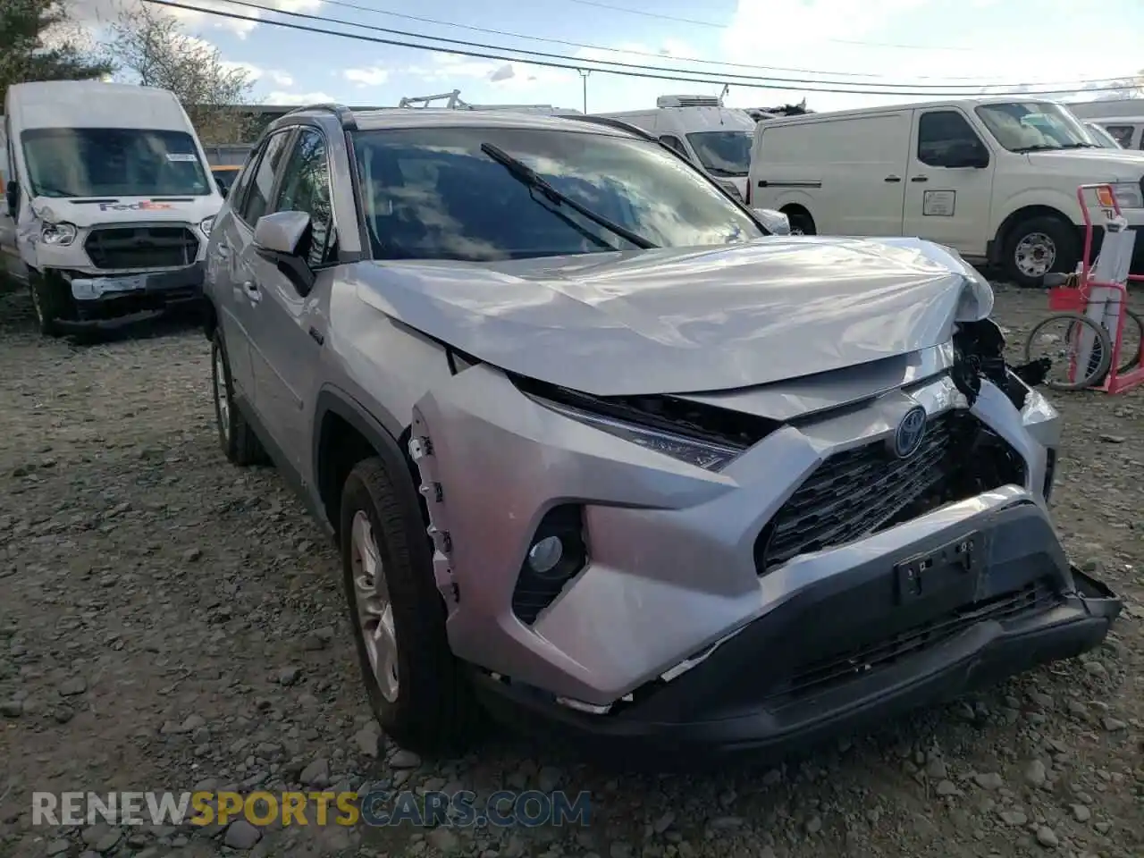 1 Photograph of a damaged car 4T3RWRFV3MU015056 TOYOTA RAV4 2021