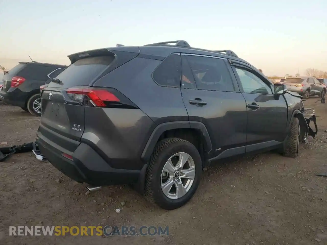 3 Photograph of a damaged car 4T3RWRFV4MU029192 TOYOTA RAV4 2021