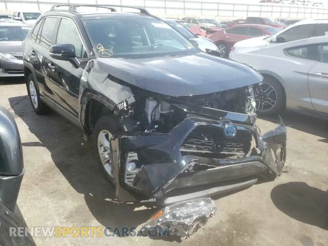 1 Photograph of a damaged car 4T3RWRFV6MU022762 TOYOTA RAV4 2021