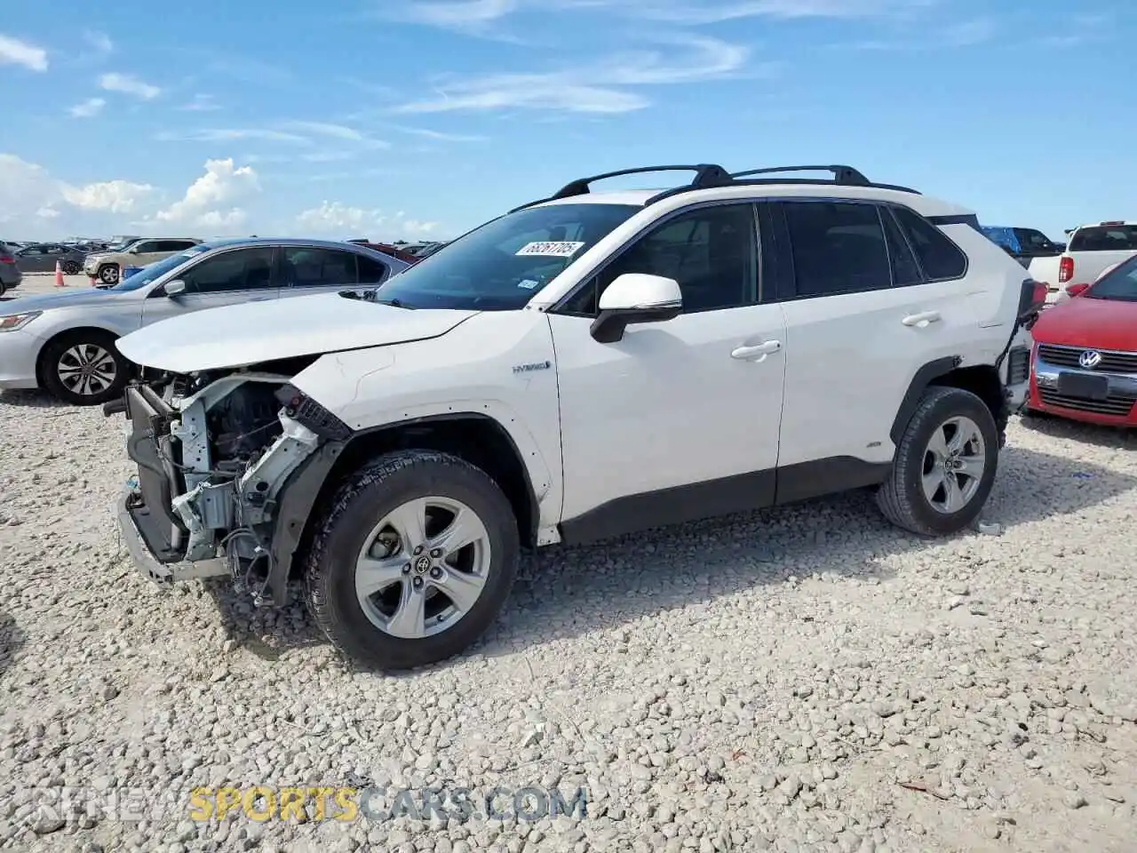 1 Photograph of a damaged car 4T3RWRFV6MU034975 TOYOTA RAV4 2021