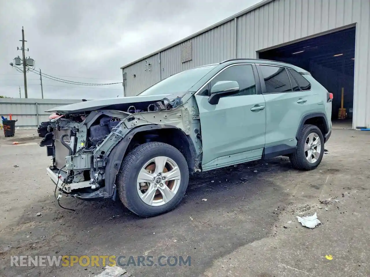 1 Photograph of a damaged car 4T3RWRFV7MU046746 TOYOTA RAV4 2021